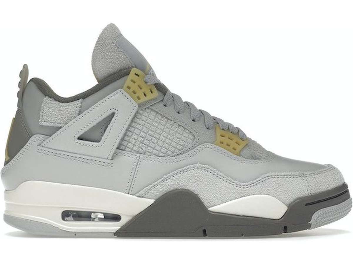 Jordan 4 Retro SE Craft Photon Dust